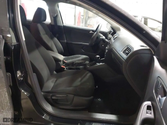 2014 Volkswagen Jetta Sedan S with VIN 3VW2K7AJ6EM434072, listed as a IAAI auction lot 41347046 with NaN miles. Bid and sale history available at carsss.com. Image 5.