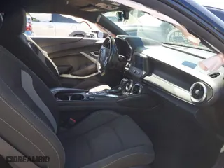2016 Chevrolet Camaro 1LT with VIN 1G1FB1RS0G0133231, listed as a IAAI auction lot 41810599 with 99,036 mi miles. Bid and sale history available at carsss.com. Image 5.