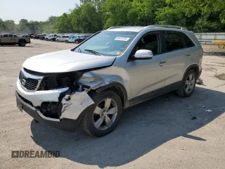2013 Kia Sorento EX с VIN 5XYKU4A62DG373984, выставлен на аукционе Copart как лот 60425795 с пробегом 180 007 миль миль и Списание • Salvage title. История ставок и продаж доступна на DreamBid. Изображение 1.