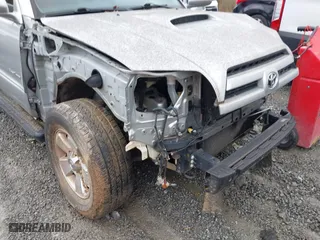 2005 Toyota 4Runner SR5 with VIN JTEZU14R050058848, listed as a IAAI auction lot 41764430 with 189,902 mi miles. Bid and sale history available at carsss.com. Image 18.
