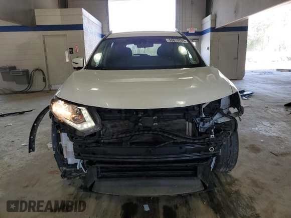 2019 Nissan Rogue SV with VIN JN8AT2MVXKW384368, listed as a Copart auction lot 50820585 with 67,320 mi miles and Salvage Title. Bid and sale history available at carsss.com. Image 5.