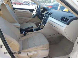 2012 Volkswagen Passat SE с VIN 1VWBP7A31CC085002, выставлен на аукционе IAAI как лот 42318915 с пробегом Не указан миль и . История ставок и продаж доступна на DreamBid. Изображение 5.