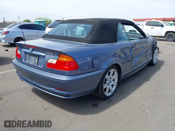 2001 BMW 3 Series 325Ci with VIN WBABS33481JY57209, listed as a IAAI auction lot 41895588 with 1 mi miles. Bid and sale history available at carsss.com. Image 4.