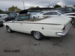 1964 Dodge Dart z VIN 7442677958, wystawiony jako Copart lot #81670574 z przebiegiem 61 374 mil mil oraz Tytuł czysty. Historia ofert i sprzedaży dostępna na DreamBid. Obrazek 2.