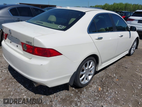 2006 Acura TSX with VIN JH4CL96866C023794, listed as a IAAI auction lot 42012928 with 204,960 mi miles. Bid and sale history available at carsss.com. Image 4.