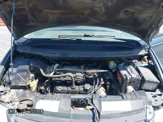 2005 Dodge Caravan SXT z VIN 2D4GP44L95R324232, wystawiony jako IAAI lot #42056320 z przebiegiem 200 459 mil mil oraz . Historia ofert i sprzedaży dostępna na DreamBid. Obrazek 10.