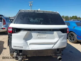 2019 Chevrolet Traverse LS with VIN 1GNERFKWXKJ286587, listed as a IAAI auction lot 41845285 with 283,381 mi miles. Bid and sale history available at carsss.com. Image 16.