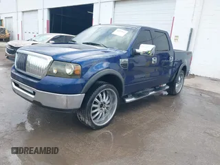 2008 Ford F-150 XLT с VIN 1FTPW12V98FA22809, выставлен на аукционе IAAI как лот 42133613 с пробегом 267 326 миль миль и . История ставок и продаж доступна на DreamBid. Изображение 17.