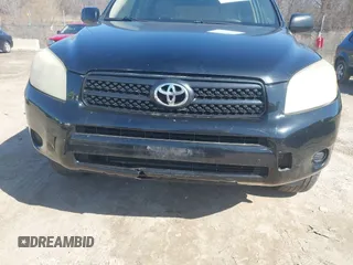 2007 Toyota RAV4 with VIN JTMZD33V376037409, listed as a IAAI auction lot 42001277 with 255,217 mi miles. Bid and sale history available at carsss.com. Image 6.