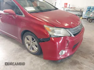 2010 Lexus HS 250h z VIN JTHBB1BAXA2005211, wystawiony jako IAAI lot #41884955 z przebiegiem 214 578 mil mil oraz . Historia ofert i sprzedaży dostępna na DreamBid. Obrazek 6.