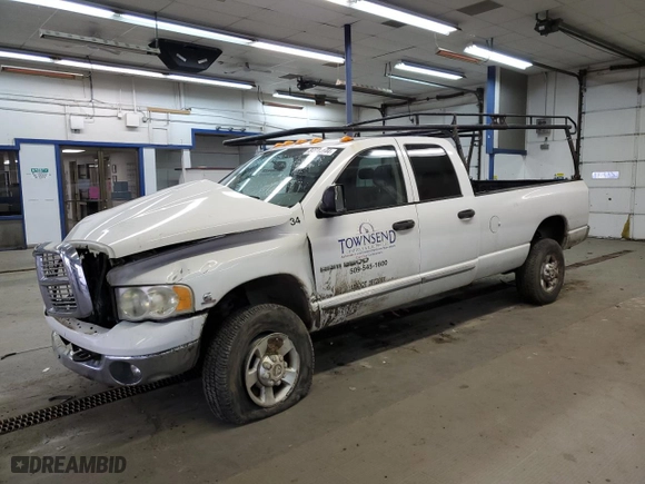2004 Dodge Ram 3500 SLT with VIN 3D7LU38C74G201628, listed as a Copart auction lot 84041044 with 183,132 mi miles and Salvage Title. Bid and sale history available at carsss.com. Image 1.