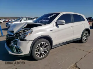 2018 Mitsubishi Outlander SE with VIN JA4AP3AW8JU020490, listed as a Copart auction lot 50195165 with 92,916 mi miles and Salvage title. Bid and sale history available at DreamBid. Image 1.