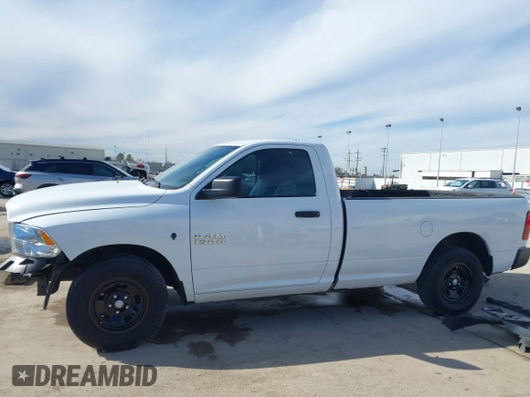 2017 Ram 1500 Tradesman с VIN 3C6JR6DG9HG654689, выставлен на аукционе IAAI как лот 41352489 с пробегом 47 653 миль миль и . История ставок и продаж доступна на DreamBid. Изображение 15.