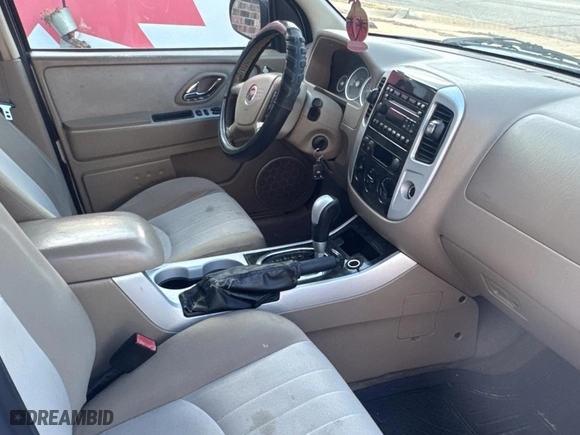 2006 Mercury Mariner Convenience with VIN 4M2YU56Z16DJ10111, listed as a Copart auction lot 86364004 with 228,526 mi miles and Clean Title. Bid and sale history available at carsss.com. Image 5.