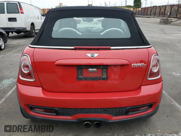 2012 MINI Convertible S z VIN WMWZP3C56CT249799, wystawiony jako Copart lot #59983605 z przebiegiem 66 756 mil mil oraz Czysty tytuł • Clean title. Historia ofert i sprzedaży dostępna na DreamBid. Obrazek 6.
