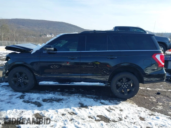 2021 Ford Expedition XLT with VIN 1FMJU1JT4MEA19985, listed as a IAAI auction lot 41198986 with 65,894 mi miles. Bid and sale history available at carsss.com. Image 15.