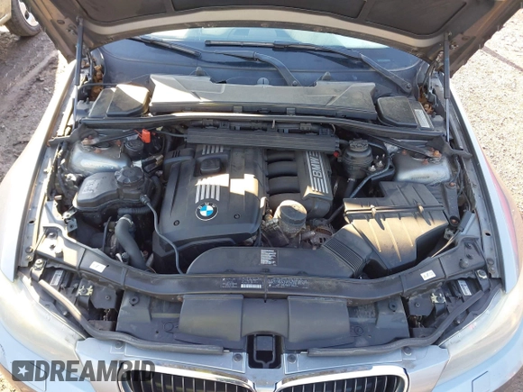 2011 BMW 3 Series 328i xDrive with VIN WBAPK5G57BNN30833, listed as a IAAI auction lot 42632292 with 157,153 mi miles and . Bid and sale history available at DreamBid. Image 10.