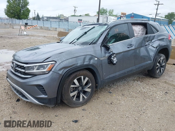 2022 Volkswagen Atlas SE with VIN 1V2LC2CA1NC203536, listed as a IAAI auction lot 42310598 with 28,724 mi miles and . Bid and sale history available at DreamBid. Image 17.
