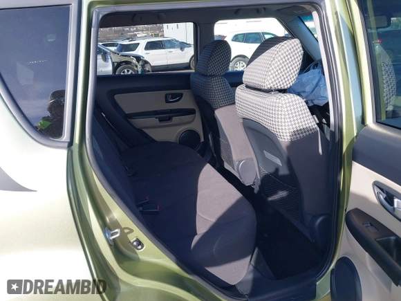 2012 Kia Soul + with VIN KNDJT2A63C7436086, listed as a IAAI auction lot 41299947 with 118,217 mi miles. Bid and sale history available at carsss.com. Image 8.