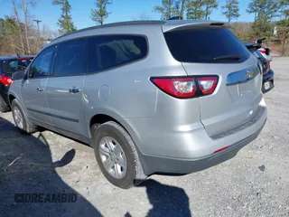 2016 Chevrolet Traverse LS with VIN 1GNKRFED2GJ239042, listed as a IAAI auction lot 41747405 with 118,400 mi miles. Bid and sale history available at carsss.com. Image 3.