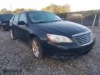 2014 Chrysler 200 LX with VIN 1C3CCBAB9EN212572, listed as a IAAI auction lot 41917356 with 194,755 mi miles. Bid and sale history available at carsss.com. Image 1.