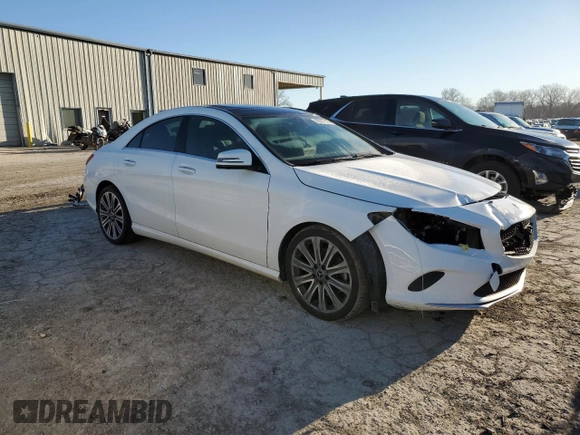 2019 Mercedes-Benz CLA 250 z VIN WDDSJ4GB3KN767079, wystawiony jako Copart lot #46797115 z przebiegiem 57 857 mil mil oraz Czysty tytuł • Clean title. Historia ofert i sprzedaży dostępna na DreamBid. Obrazek 4.