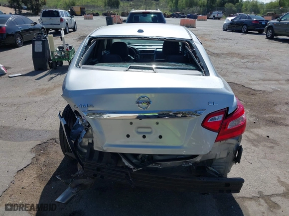 2017 Nissan Altima 2.5 SR with VIN 1N4AL3AP5HC213504, listed as a IAAI auction lot 41944535 with 71,159 mi miles. Bid and sale history available at carsss.com. Image 16.