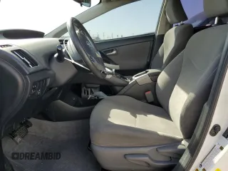 2014 Toyota Prius Four z VIN JTDKN3DU6E1750058, wystawiony jako Copart lot #60431545 z przebiegiem 229 887 mil mil oraz Szkoda całkowita • Salvage title. Historia ofert i sprzedaży dostępna na DreamBid. Obrazek 7.