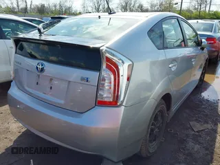 2015 Toyota Prius Four with VIN JTDKN3DU6F0476707, listed as a IAAI auction lot 42010191 with 158,071 mi miles. Bid and sale history available at carsss.com. Image 4.