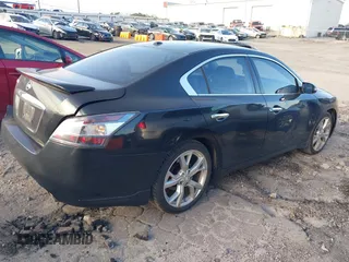2012 Nissan Maxima SV z VIN 1N4AA5AP7CC863591, wystawiony jako IAAI lot #41619828 z przebiegiem 139 938 mil mil oraz . Historia ofert i sprzedaży dostępna na DreamBid. Obrazek 4.