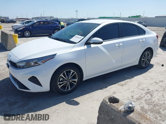 2022 Kia Forte LXS z VIN 3KPF24AD2NE425621, wystawiony jako IAAI lot #41865432 z przebiegiem 14 245 mil mil oraz . Historia ofert i sprzedaży dostępna na DreamBid. Obrazek 17.