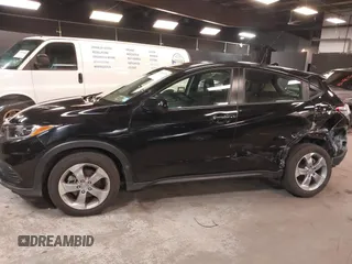 2021 Honda HR-V LX with VIN 3CZRU6H30MM710767, listed as a IAAI auction lot 42024370 with 43,096 mi miles. Bid and sale history available at carsss.com. Image 14.