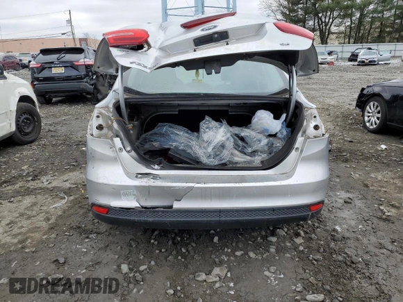 2017 Ford Focus SE with VIN 1FADP3F29HL285806, listed as a Copart auction lot 88315935 with 132,716 mi miles and Salvage Title. Bid and sale history available at carsss.com. Image 6.