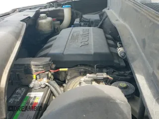 2010 Honda Pilot Touring with VIN 5FNYF4H98AB034380, listed as a IAAI auction lot 43277358 with 228,884 mi miles and . Bid and sale history available at DreamBid. Image 20.