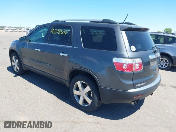 2012 GMC Acadia SLT1 z VIN 1GKKVREDXCJ284024, wystawiony jako IAAI lot #42218501 z przebiegiem 152 500 mil mil oraz . Historia ofert i sprzedaży dostępna na DreamBid. Obrazek 3.