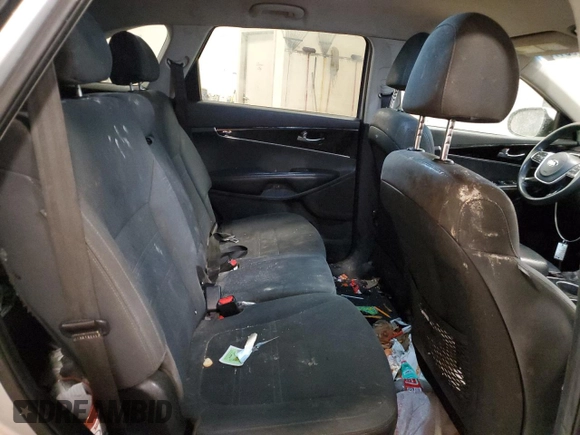 2019 Kia Sorento L with VIN 5XYPG4A32KG589365, listed as a Copart auction lot 45155175 with 136,118 mi miles and Clean Title. Bid and sale history available at DreamBid. Image 11.