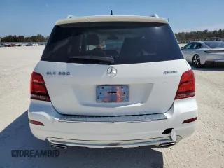 2014 Mercedes-Benz GLK 350 with VIN WDCGG8JB3EG164943, listed as a Copart auction lot 76229134 with 152,875 mi miles and Salvage Title. Bid and sale history available at DreamBid. Image 6.