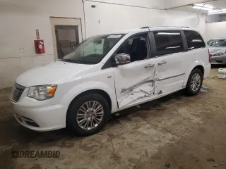 2014 Chrysler Town & Country Touring L z VIN 2C4RC1CG3ER341158, wystawiony jako Copart lot #57767015 z przebiegiem 130 903 mil mil oraz Szkoda całkowita • Salvage title. Historia ofert i sprzedaży dostępna na DreamBid. Obrazek 1.