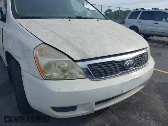 2012 Kia Sedona LX with VIN KNDMG4C7XC6446218, listed as a IAAI auction lot 42083645 with 151,844 mi miles. Bid and sale history available at carsss.com. Image 6.