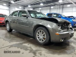 2008 Chrysler 300 with VIN 2C3LK33G98H128797, listed as a Copart auction lot 46421415 with 138,313 mi miles and Salvage title. Bid and sale history available at DreamBid. Image 4.