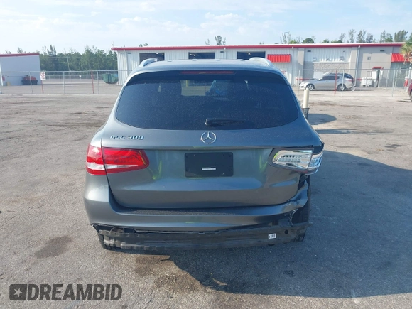 2018 Mercedes-Benz GLC 300 z VIN WDC0G4JB2JF448980, wystawiony jako IAAI lot #42337686 z przebiegiem 85 734 mil mil oraz . Historia ofert i sprzedaży dostępna na DreamBid. Obrazek 16.