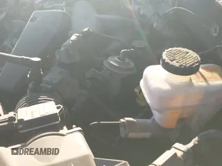 2007 Ford Escape XLT с VIN 1FMYU93157KB53161, выставлен на аукционе IAAI как лот 43276697 с пробегом 135 180 миль миль и . История ставок и продаж доступна на DreamBid. Изображение 16.