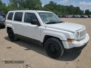 2016 Jeep Patriot Sport with VIN 1C4NJPBA6GD670169, listed as a Copart auction lot 62357535 with 105,026 mi miles and Clean title. Bid and sale history available at DreamBid. Image 4.