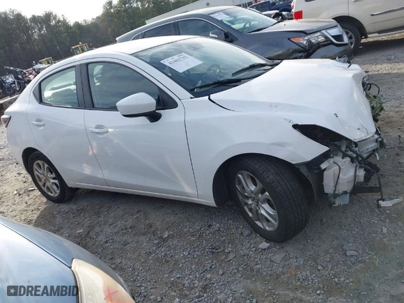 2017 Toyota Yaris iA with VIN 3MYDLBYV1HY192780, listed as a IAAI auction lot 41402782 with NaN miles. Bid and sale history available at carsss.com. Image 13.