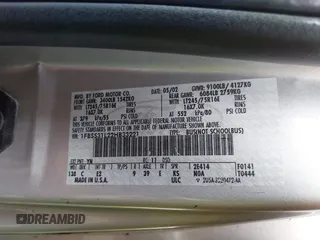 2002 Ford Econoline Passenger XL с VIN 1FBSS31L22HB33221, выставлен на аукционе IAAI как лот 42613580 с пробегом 196 057 миль миль и . История ставок и продаж доступна на DreamBid. Изображение 9.