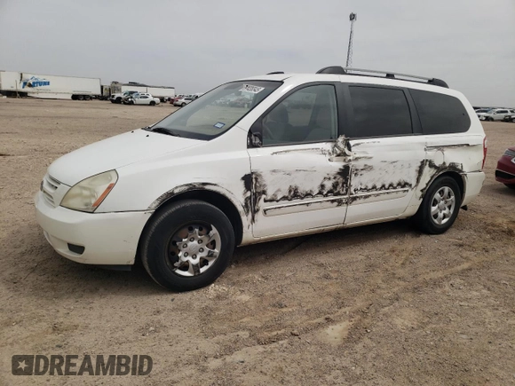 2008 Kia Sedona LX with VIN KNDMB233586213242, listed as a Copart auction lot 51436545 with 213,103 mi miles and Salvage Title. Bid and sale history available at carsss.com. Image 1.