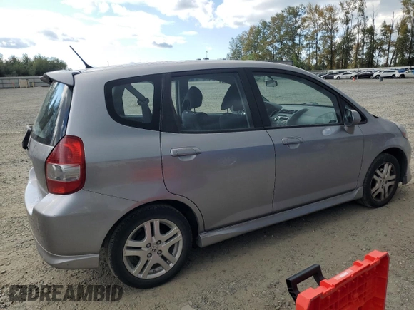 2008 Honda Fit Sport with VIN JHMGD38668S024685, listed as a Copart auction lot 71414644 with 83,132 mi miles and Salvage Title. Bid and sale history available at carsss.com. Image 3.