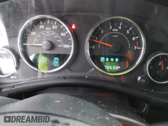 2017 Jeep Wrangler Unlimited Sahara with VIN 1C4BJWEG4HL591149, listed as a IAAI auction lot 41542157 with 70,630 mi miles. Bid and sale history available at carsss.com. Image 7.