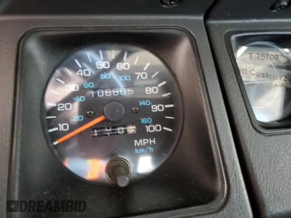 1995 Jeep Wrangler with VIN 1J4FY29S8SP272660, listed as a Copart auction lot 88342595 with 106,805 mi miles and Salvage Title. Bid and sale history available at carsss.com. Image 9.