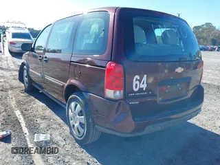 2008 Chevrolet Uplander LS with VIN 1GNDU23W28D200018, listed as a IAAI auction lot 41230660 with 187,715 mi miles. Bid and sale history available at carsss.com. Image 3.